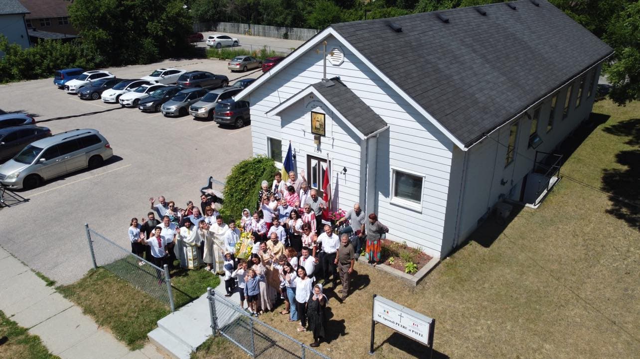 Biserica — vedere de sus