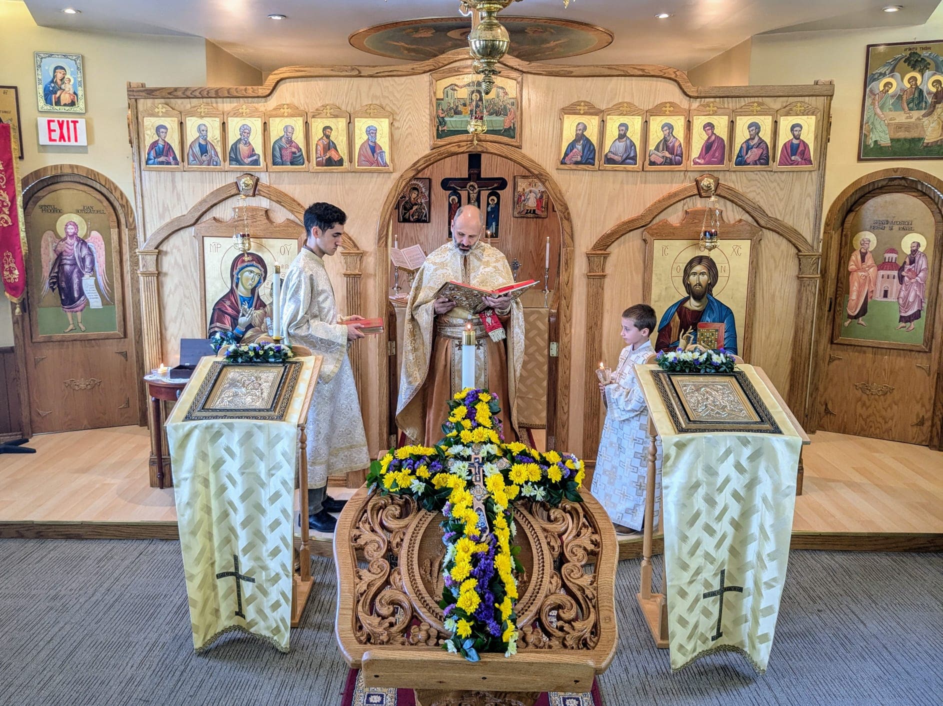 Înălțarea Sfintei Cruci 2024